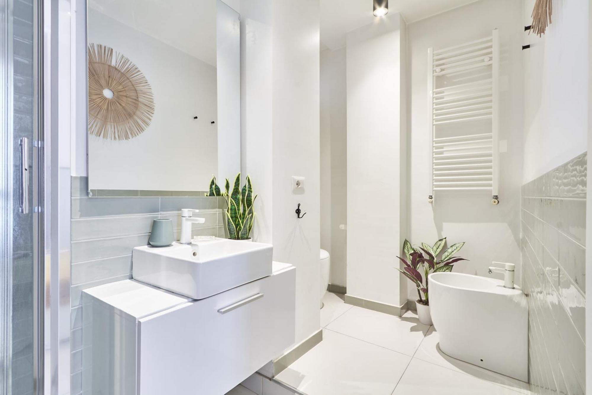 מילאנו Elegante Appartamento Minimal Dai Tocchi Botanici מראה חיצוני תמונה