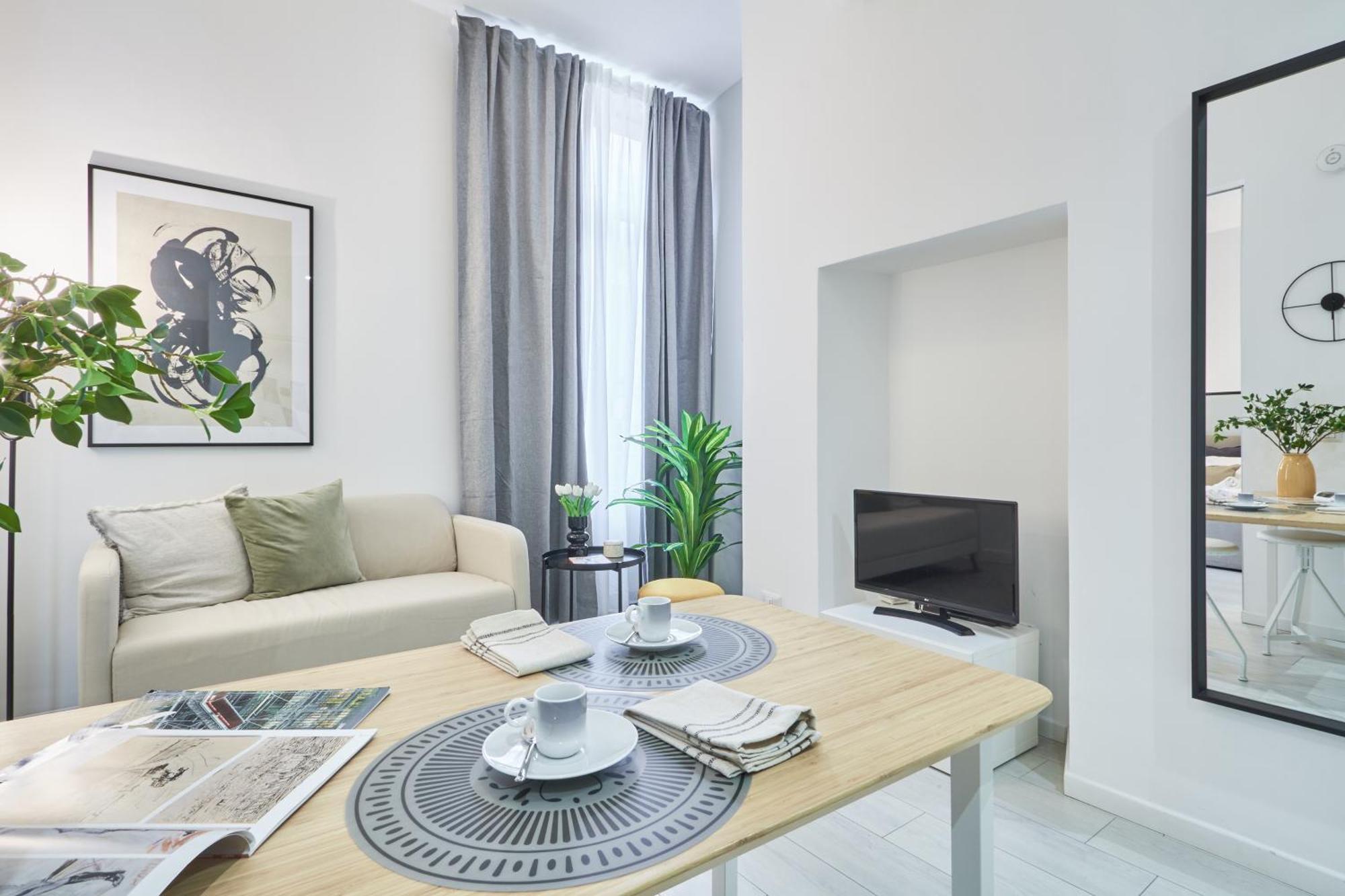 מילאנו Elegante Appartamento Minimal Dai Tocchi Botanici מראה חיצוני תמונה