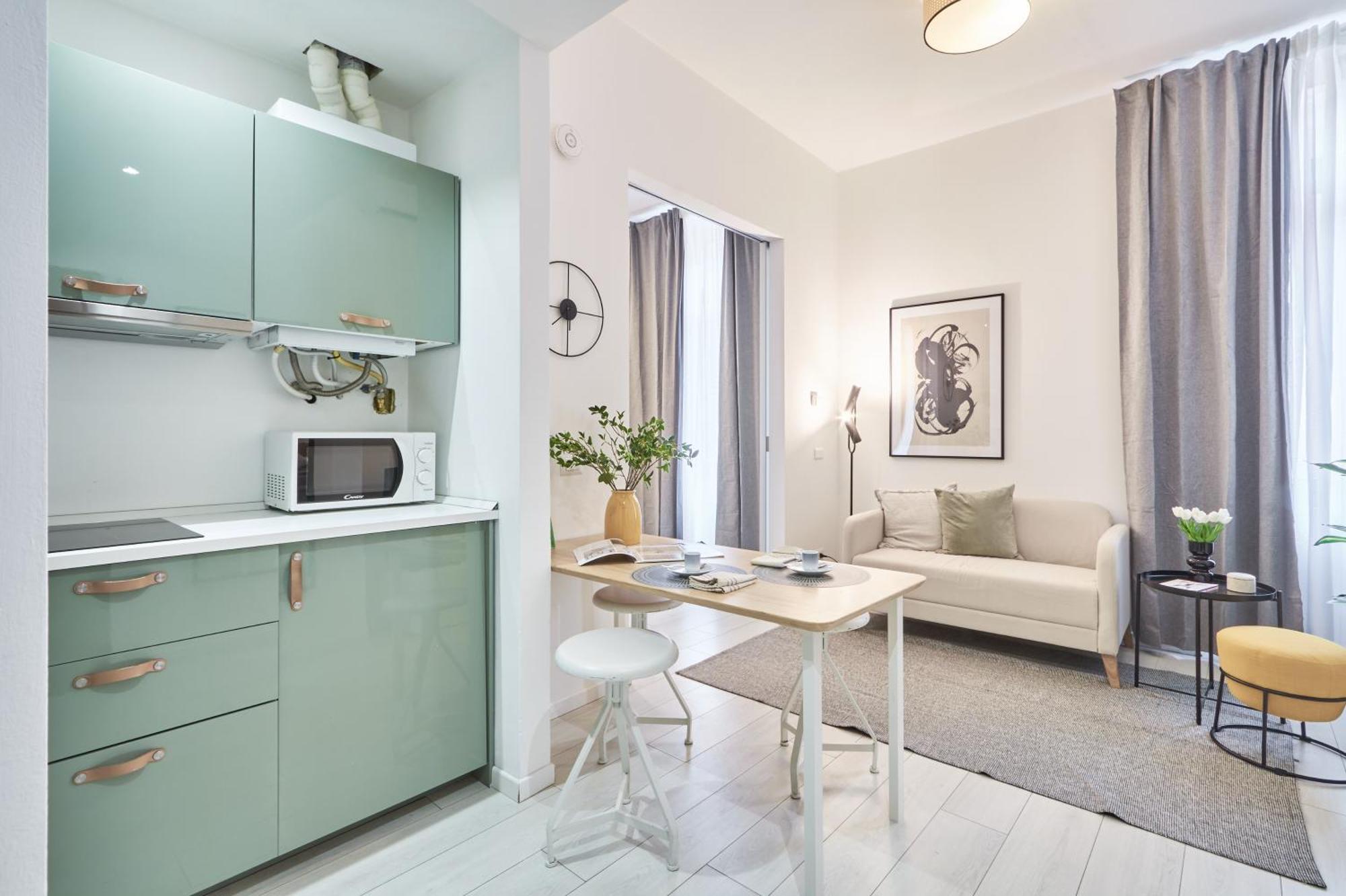 מילאנו Elegante Appartamento Minimal Dai Tocchi Botanici מראה חיצוני תמונה