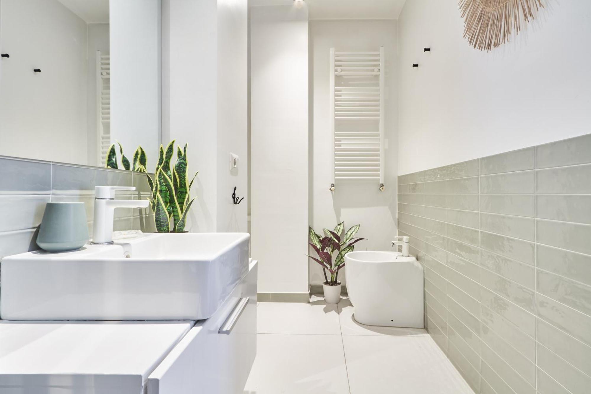 מילאנו Elegante Appartamento Minimal Dai Tocchi Botanici מראה חיצוני תמונה